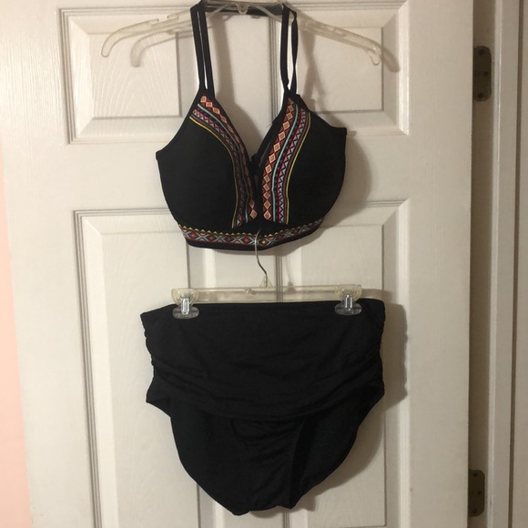 Bikini Set - Picture 12 of 12